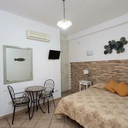 Bed & Breakfast Diana Brown Lipari (Isola Lipari)